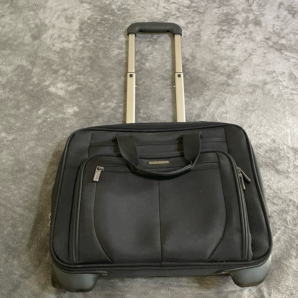 Rolling Samsonite Laptop Computer Carry On Luggage Bag
